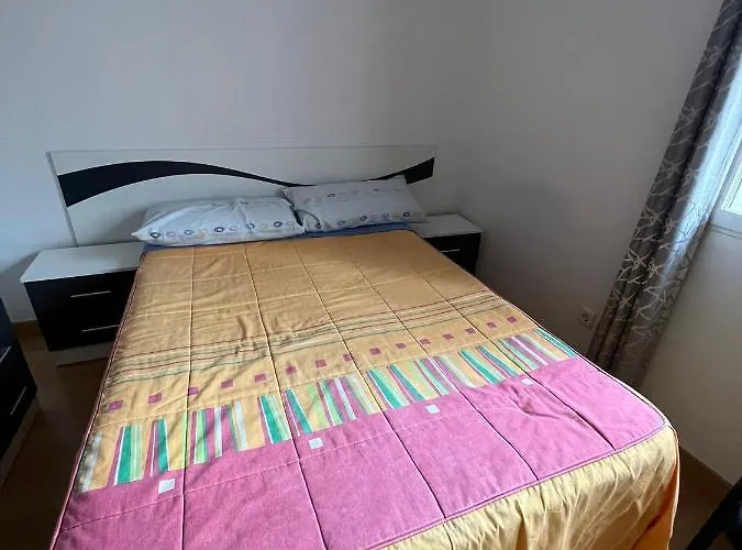 habitación matrimonial en piso compartido en el centro de Madrid